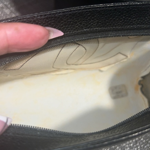 AUTHENTIC VINTAGE CHANEL CAVAIR ZIPPER CLUTCH/POUCH BUNDLE - Picture 10 of 11